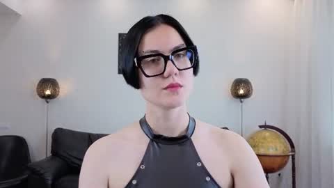 Marie Fitch online show from July 8, 4:06 am