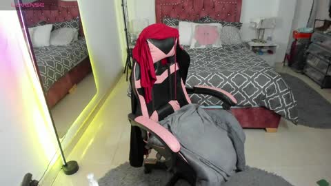 marie online show from March 26, 11:32 pm