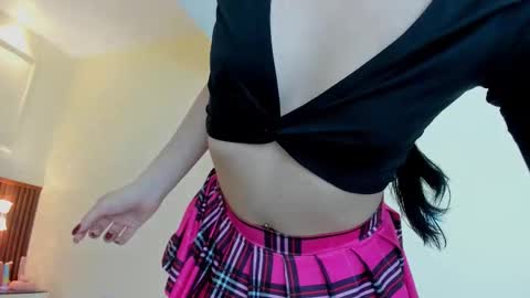 Snapshot of marie_tapner chatting on February 16, 12:23 pm MARIE online show from February 16, 12:23 pm