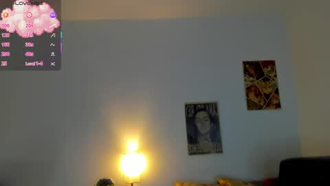 Snapshot of marieetaylor chatting on April 26, 6:05 pm Mariee online show from April 26, 6:05 pm