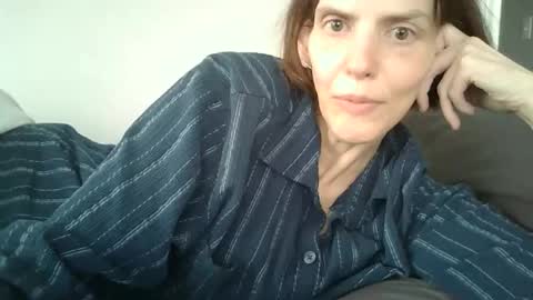 Mariejojo online show from April 9, 2:00 pm