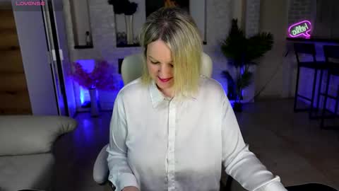 mariemlui online show from March 25, 3:51 pm