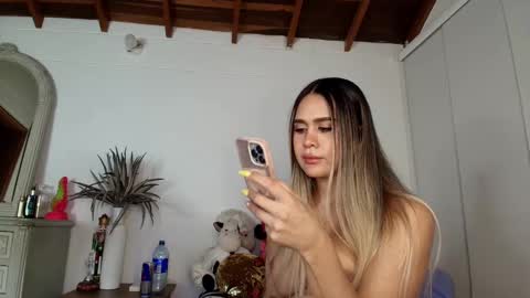 Marihana online show from February 3, 5:18 am