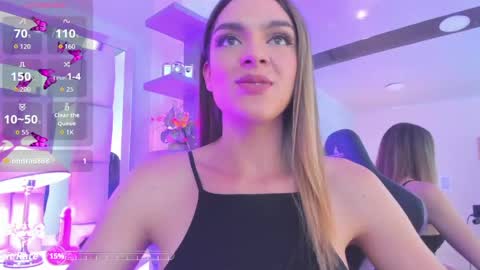 mariiahneedles online show from May 21, 8:27 pm
