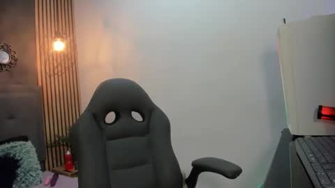 mariiajose_cruz online show from February 19, 11:39 am