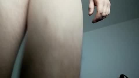 Snapshot of marijuanos89 chatting on January 6, 12:59 am marijuanos89 online show from January 6, 12:59 am