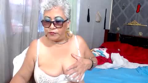 Marilin carolina online show from April 19, 8:33 pm