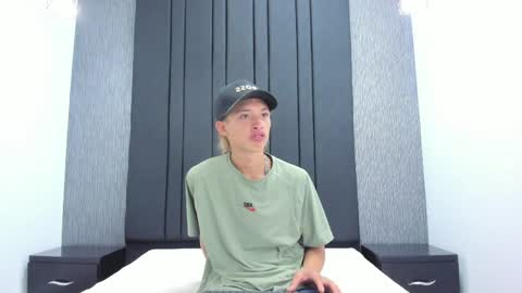 Mario online show from May 20, 7:31 pm
