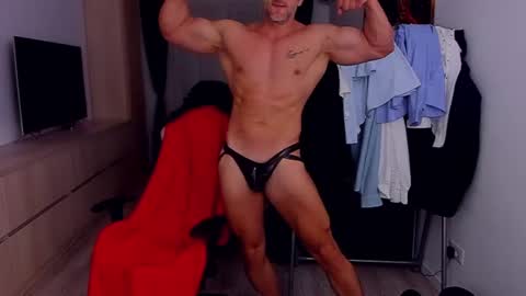 Snapshot of marismuscle chatting on June 26, 7:57 am MarisMuscle online show from June 26, 7:57 am