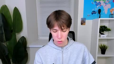 Mark online show from April 19, 6:10 pm