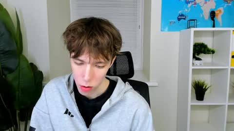 Mark online show from June 8, 8:26 am