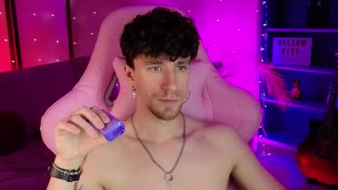 mark_caron online show from March 19, 10:03 pm