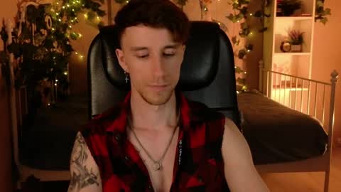 mark_caron online show from May 7, 8:36 pm