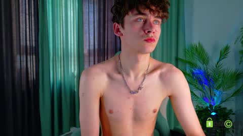 Mark online show from April 8, 11:32 am