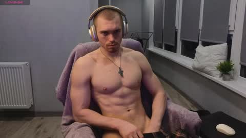 Snapshot of mark_stiff chatting on January 11, 3:42 pm Mark online show from January 11, 3:42 pm