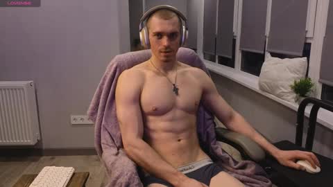 Snapshot of mark_stiff chatting on January 12, 6:59 pm Mark online show from January 12, 6:59 pm