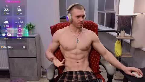 Snapshot of mark_stiff chatting on February 28, 10:17 pm Mark online show from February 28, 10:17 pm