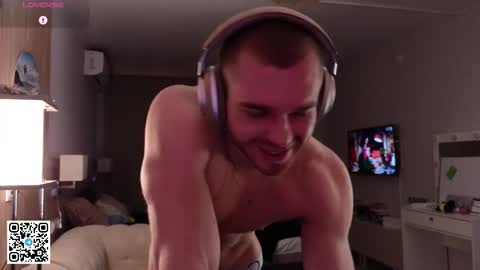 Snapshot of mark_stiff chatting on October 27, 1:59 pm Mark online show from October 27, 1:59 pm