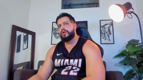 mark_x23 online show from May 29, 5:38 am