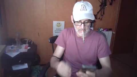 Snapshot of markbcnx chatting on April 22, 7:15 pm markbcnx online show from April 22, 7:15 pm
