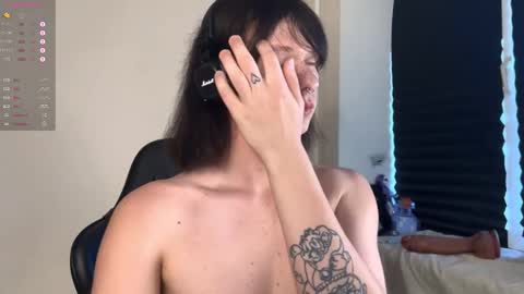 Mark online show from October 2, 1:18 pm