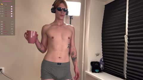 Mark online show from November 15, 5:20 pm