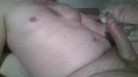 Snapshot of markinside chatting on April 3, 10:08 pm markinside online show from April 3, 10:08 pm