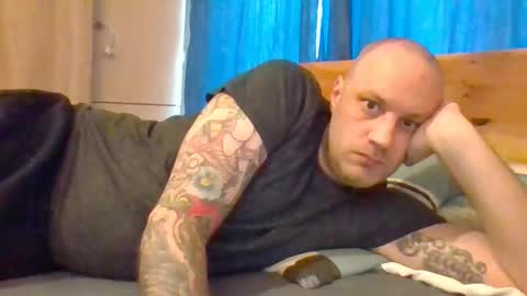 Snapshot of markus_7 chatting on December 18, 11:49 am markus_7 online show from December 18, 11:49 am