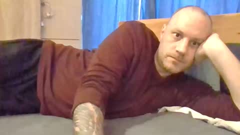 Snapshot of markus_7 chatting on December 20, 10:22 am markus_7 online show from December 20, 10:22 am