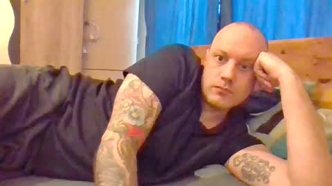 Snapshot of markus_7 chatting on January 17, 10:42 am markus_7 online show from January 17, 10:42 am