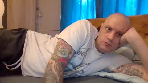 Snapshot of markus_7 chatting on February 24, 7:39 am markus_7 online show from February 24, 7:39 am