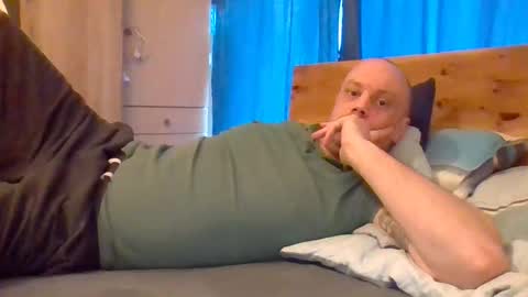 Snapshot of markus_7 chatting on February 27, 10:48 am markus_7 online show from February 27, 10:48 am