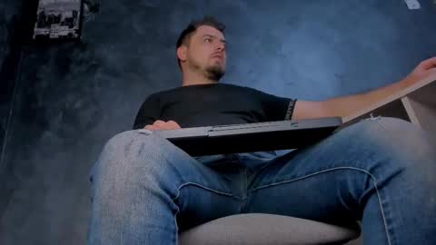 MARK online show from March 28, 11:32 am