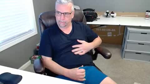Snapshot of marky0029 chatting on June 4, 11:38 am marky0029 online show from June 4, 11:38 am