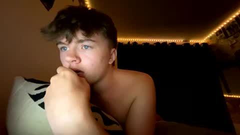 markzucka online show from August 4, 9:17 pm
