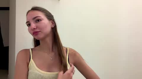 Snapshot of marlenebeckom chatting on July 24, 7:28 am Im Amy I dream about 30 thumbs up online show from July 24, 7:28 am