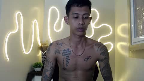 marlmoreno10 online show from January 12, 1:27 pm