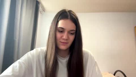 Mary online show from May 20, 3:07 pm