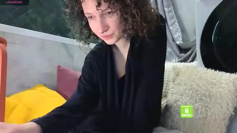 Snapshot of marmeladka777 chatting on February 8, 5:16 pm Alena online show from February 8, 5:16 pm