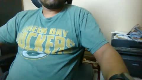 Married Horny Guy online show from May 18, 1:17 pm