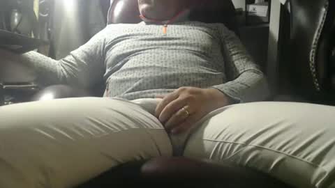 only fans marrieddad19751975 online show from March 23, 1:09 am