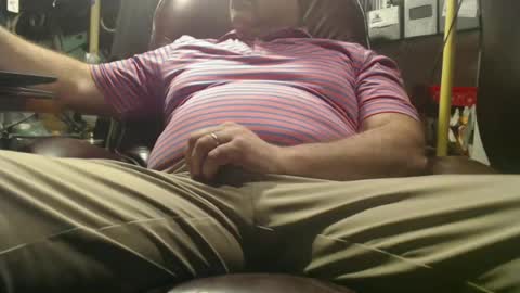Snapshot of marrieddad19751975 chatting on June 29, 2:51 am only fans marrieddad19751975 online show from June 29, 2:51 am