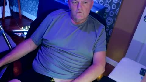 marriedguyold online show from July 10, 1:58 pm