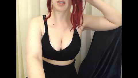 Hi im Kate online show from June 29, 10:10 pm
