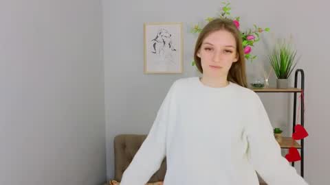 Snapshot of marta_genne chatting on April 15, 10:11 am Maria online show from April 15, 10:11 am