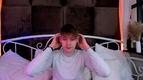 Martin online show from April 10, 11:15 am