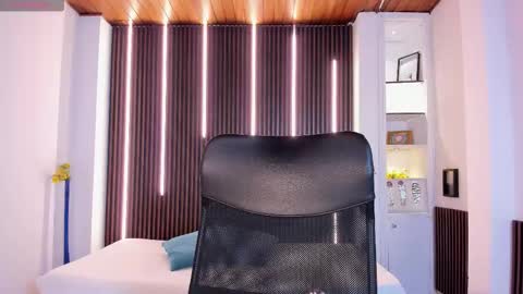 Martina online show from March 24, 11:59 am