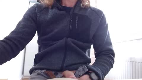 martindominant online show from May 18, 1:39 pm