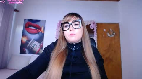 Antonella Martini online show from June 1, 10:44 pm