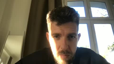 Snapshot of martinmagic467659 chatting on October 20, 8:15 am martinmagic467659 online show from October 20, 8:15 am